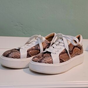 JLO Sneaker shoes